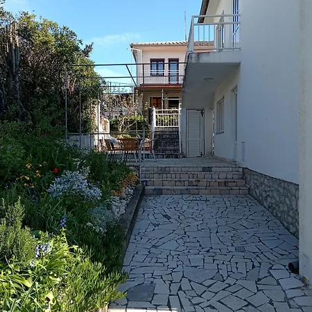 Daire Kabalin - Maestral Novi Vinodolski