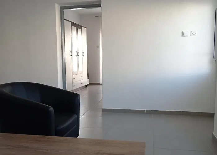 شقة Kabalin - Maestral نوفي فينودولسكي